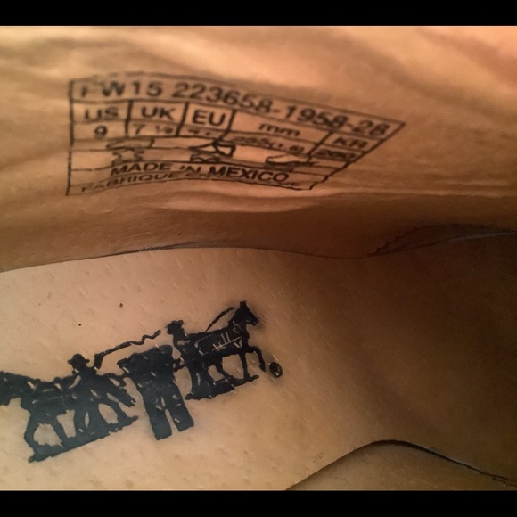 Levi’s Ankle Boots for women, US 9 - Picture 4 of 6